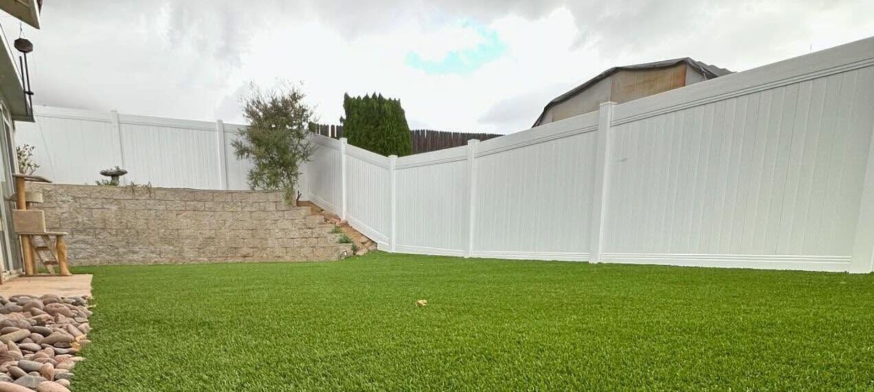 Oak Hills artificial grass & Vinyl Fencing, Backyard Yucaipa CA, Vinyl Fencing & Patio Covers, Menifee Artificial Grass, Pavers